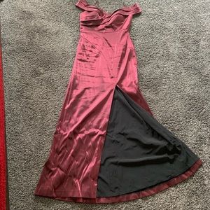 Aidan Mattox long Gown size 8